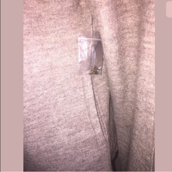 Nanette Lepore 100% Extra Fine Merino Wool Sz L - Picture 2 of 7